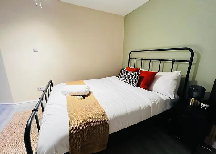 Irene Suite By Koya Homes - 2-Bedroom Bungalow, Cardiff City Centre & Free Parking